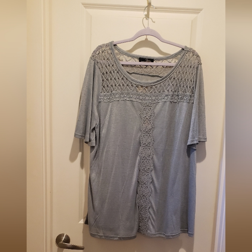 Suzanne Betro Womens Gray Blue Lace Accent Tunic Length Top